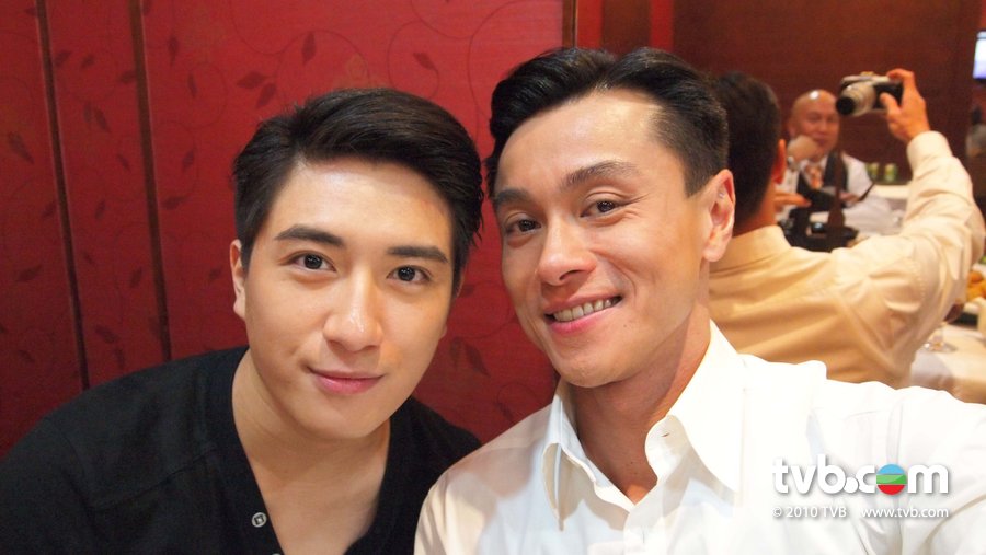 巾帼枭雄之义海豪情里的主题曲叫什么名字?