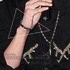闭嘴花美男乐队主唱钛钢男士手链
