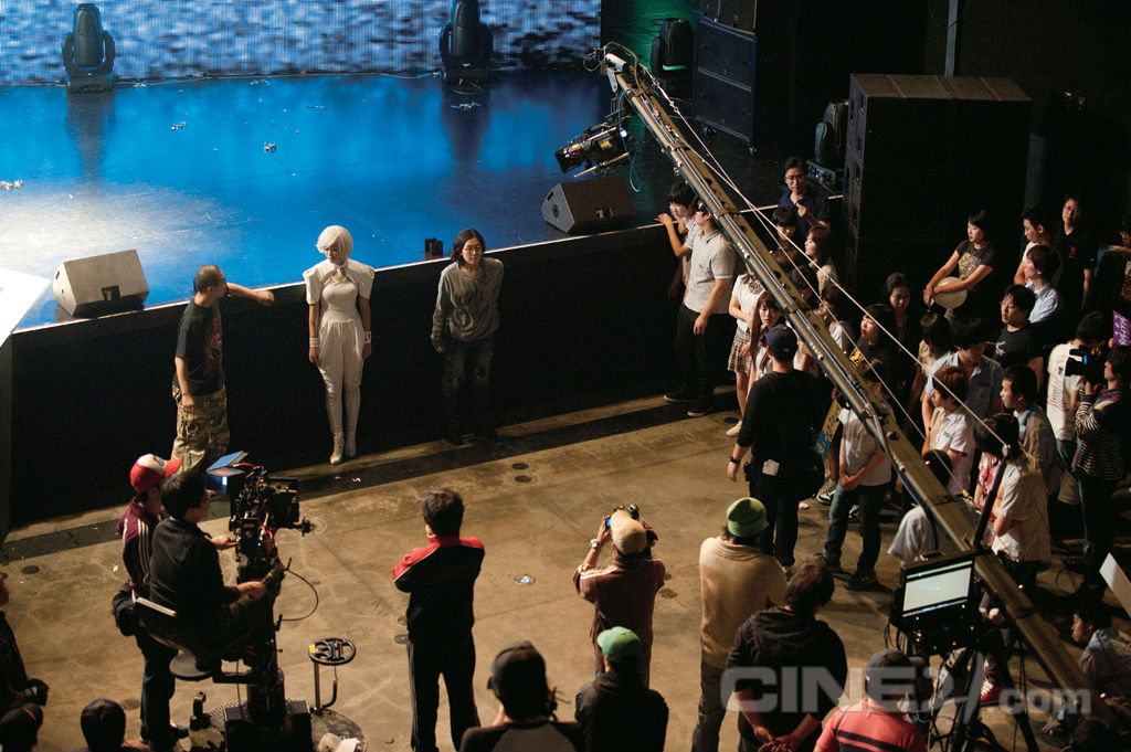 白色诅咒的旋律头像图片分享