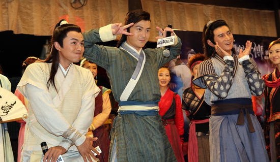 《<em>新白发魔女传</em>》<em>片花</em>曝光 吴奇隆发布会打造