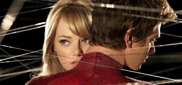 谁说超级英雄就要苦逼了?--《超凡蜘蛛侠》评