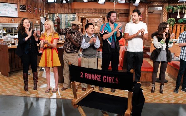 <em>破产姐妹 第一季</em>(2 Broke Girls) - 电视剧图片 | 