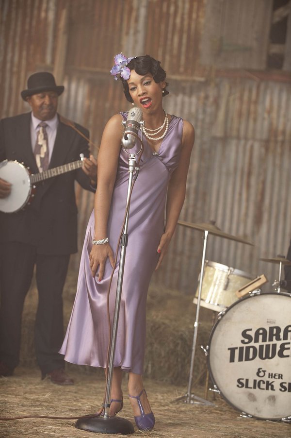 尸骨袋(Bag of Bones) - 电视剧图片 | 电视剧剧