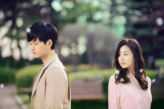 丑八怪警报电视剧