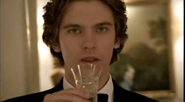 美丽曲线(The line of beauty) - 电视剧图片 | 电视