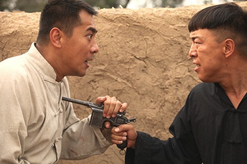 笑中带泪