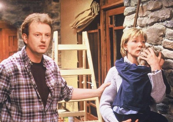 毒家新闻(Veronica Guerin) - 电影图片 | 电影剧