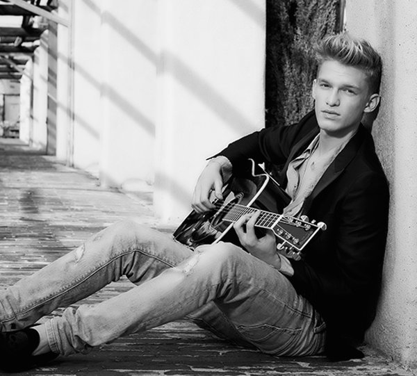 cody simpson -《free》[mp3]