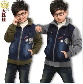 <em>男</em>大童 <em>中童男</em>夹克卫衣<em>外套</em>加厚针织拼牛仔童