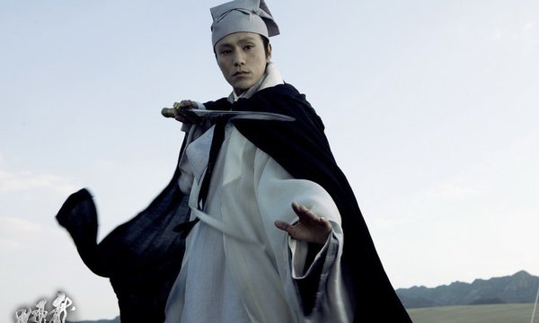 《龙门飞甲》陈坤造型曝光 白衣书生冷面如刀