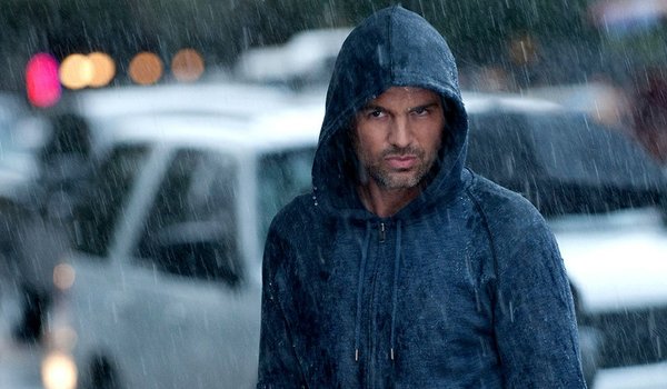 《惊天魔盗团》剧照 宅男杰西变身魔术师大盗