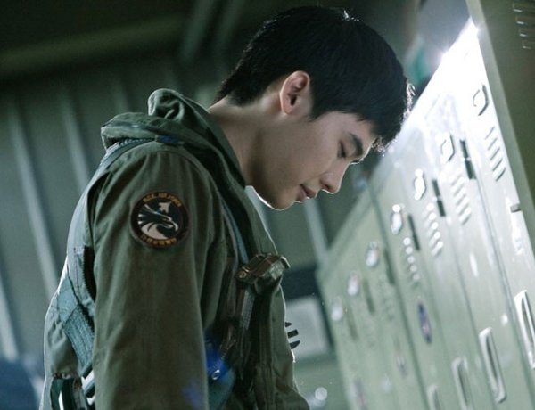 RAIN最新空战大片《返回基地》曝光海量剧照