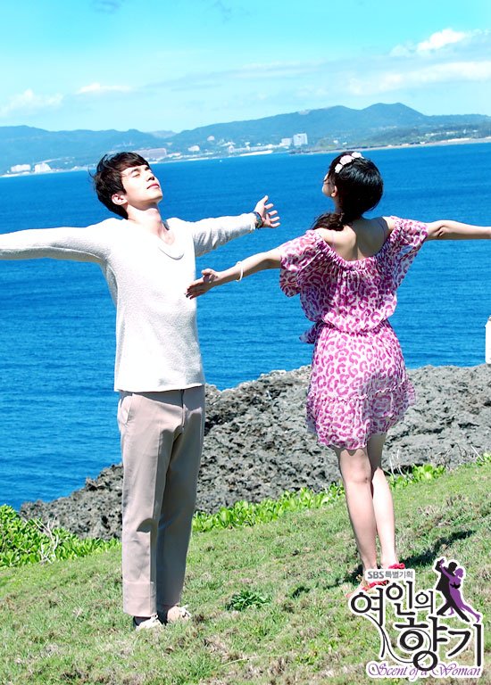 <em>女人的香气</em>_<em>女人</em>最痛_李东旭_<em>女人的香气歌曲</em>
