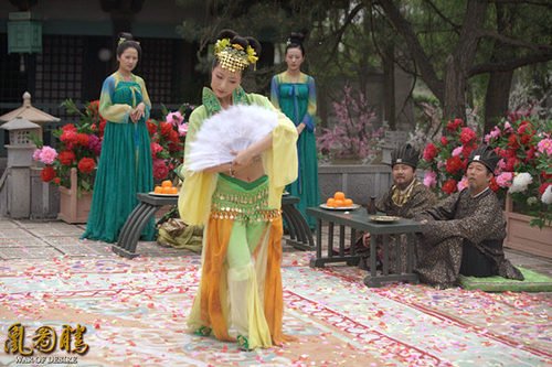 凰图腾 - 电视剧图片 | 电视剧剧照 | 高清海报 - 电