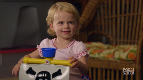 <em>家有喜旺</em> 第二季(Raising Hope Season 2) - 电