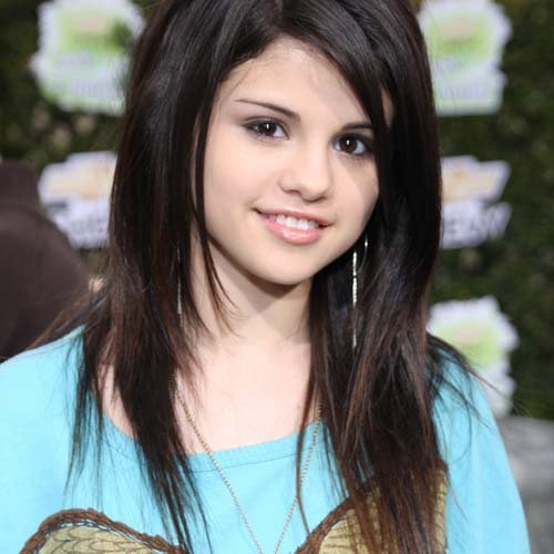 赛琳娜·戈麦斯(selena gomez)日前确认将主持第18届欧洲mtv音乐录像