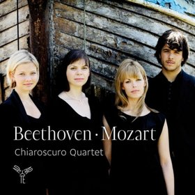 Chiaroscuro Quartet -《明暗对比四重奏演奏贝多芬和莫札特》(Beethoven. Mozart)[FLAC]