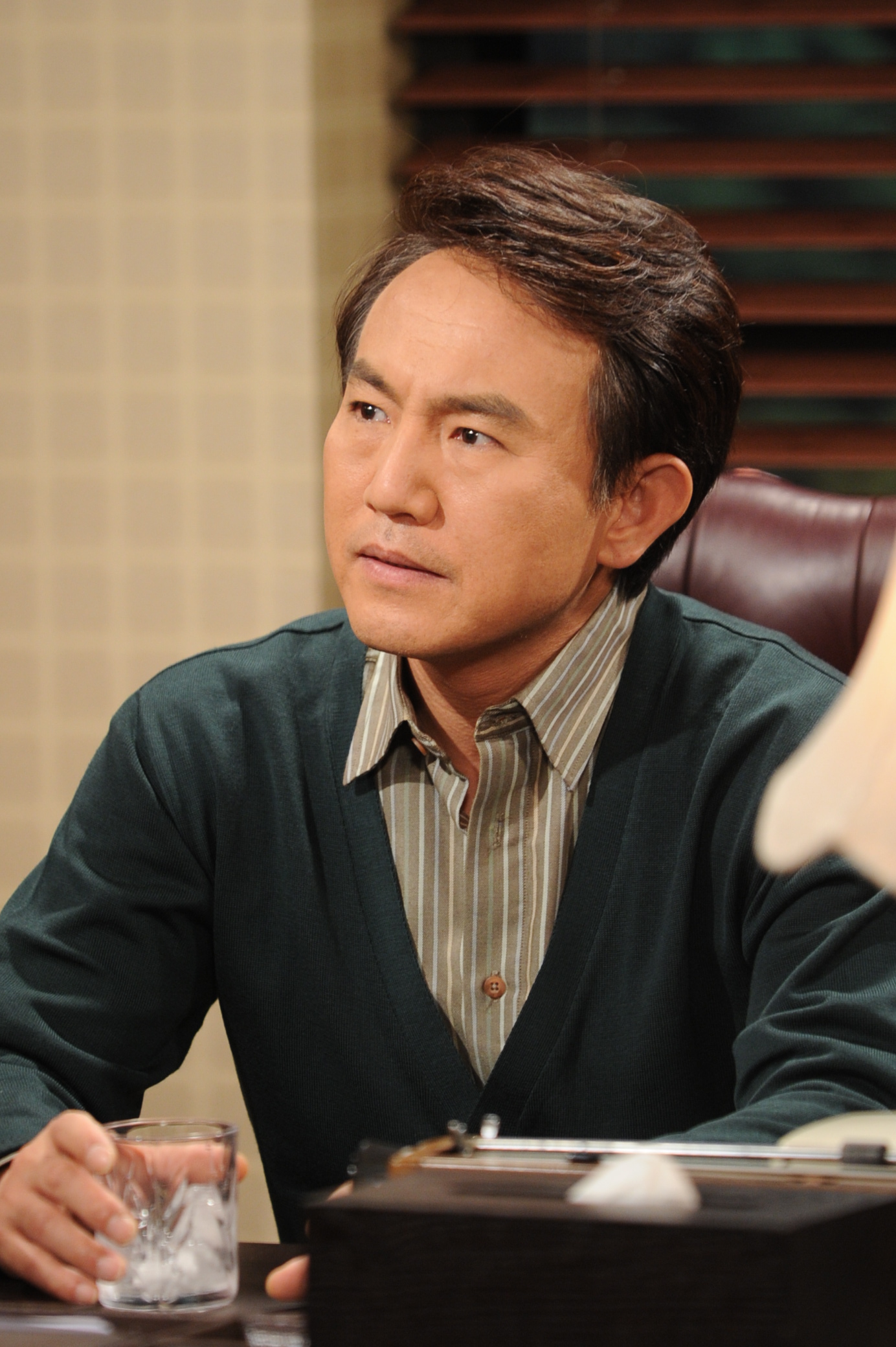 钱的化身(9735 6121) - 电视剧图片 | 电视剧剧照 | 高清海报