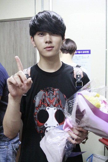 电驴大全 韩剧 monstar 图片 > 查看图片 关注更新动态 已关注 取消