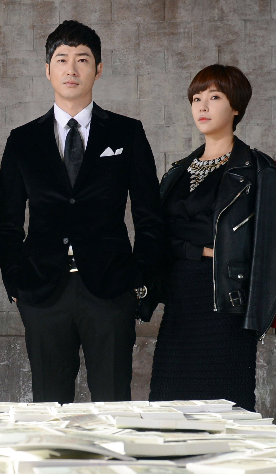 钱的化身(9735 6121) - 电视剧图片 | 电视剧剧照 | 高清海报